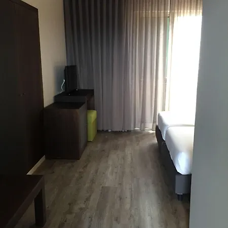 Hotel Euro Moniz Porto Moniz