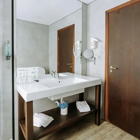 Euro Moniz 호텔 포르투모니즈