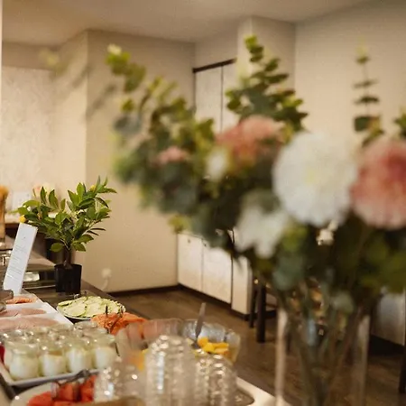Euro Moniz Hotel 4*