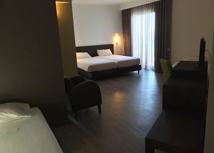 Euro Moniz Отель Порту-Мониш