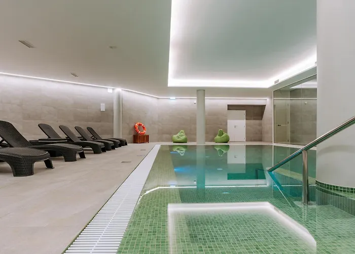 Euro Moniz Hotel 3*