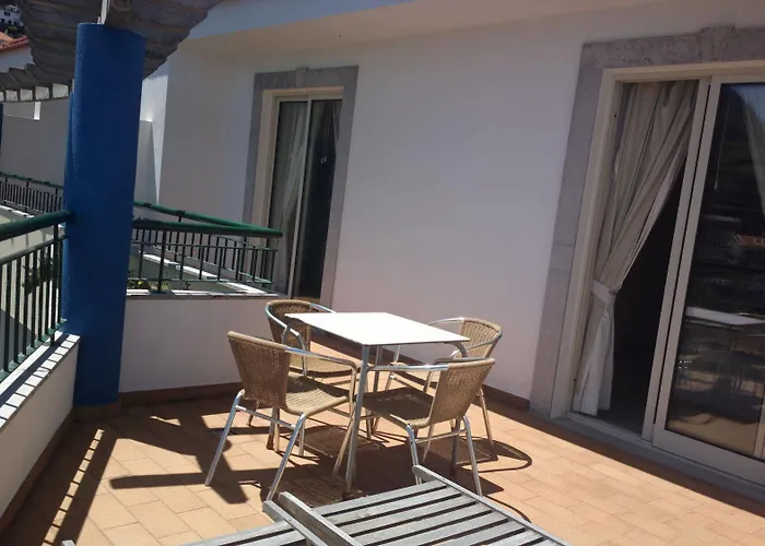 欧罗莫尼斯酒店 3* 莫尼兹港