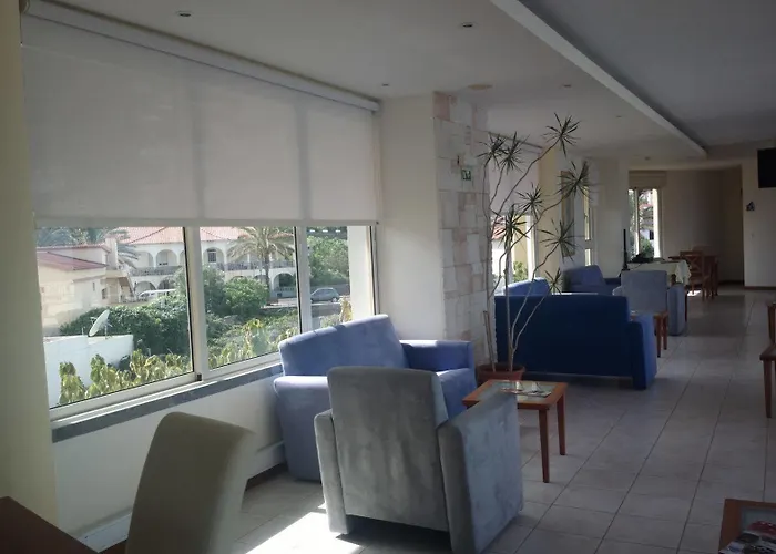 Euro Moniz Hotel 3*